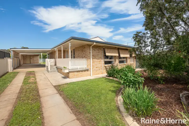 39 Simpson Avenue, Forest Hill NSW 2651
