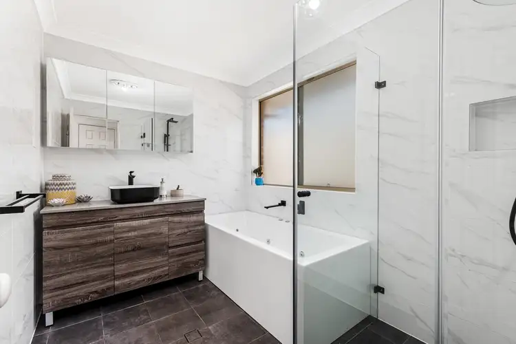 Fifth view of Homely house listing, 14 Falcon Crescent, Claremont Meadows NSW 2747