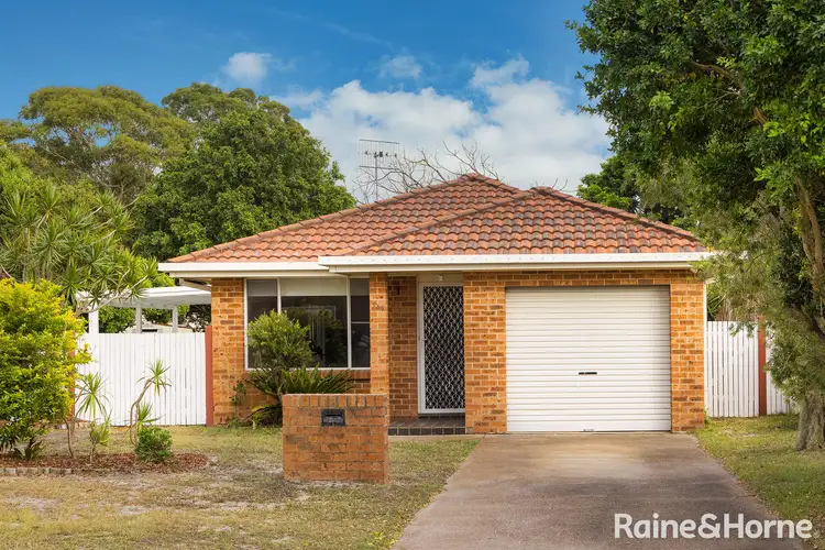 1 Manoora Close, Salamander Bay NSW 2317