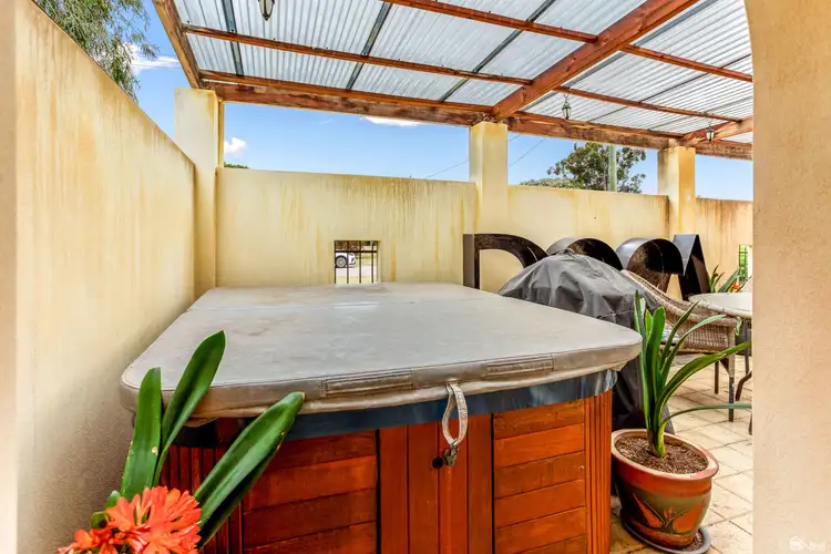 Seventh view of Homely house listing, 9 Boronia Close, Camillo WA 6111