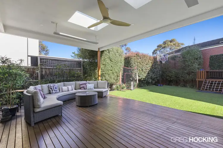 2 Pine Valley Place, Heatherton VIC 3202