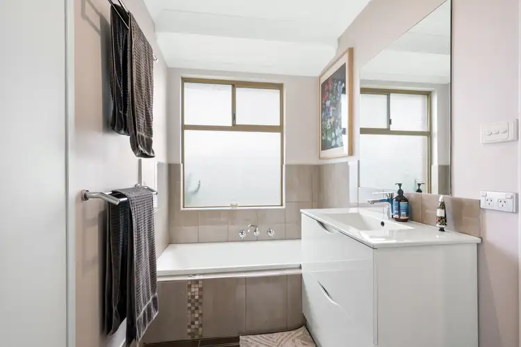 Sixth view of Homely house listing, 6 Horsfield Place, Victory Heights WA 6432