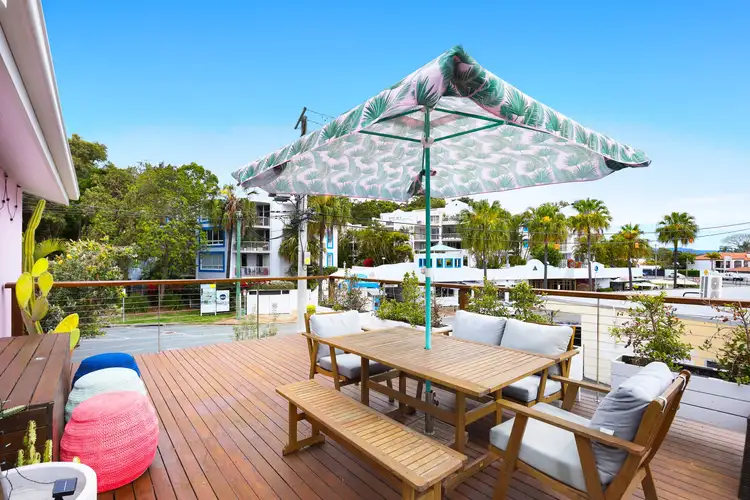 1/27 Chairlift Avenue, Mermaid Beach QLD 4218