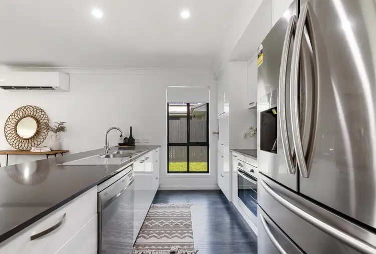 Fifth view of Homely house listing, 7 Thorn Avenue, Rural View QLD 4740