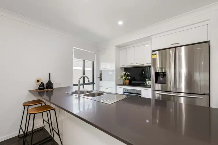 Seventh view of Homely house listing, 7 Thorn Avenue, Rural View QLD 4740