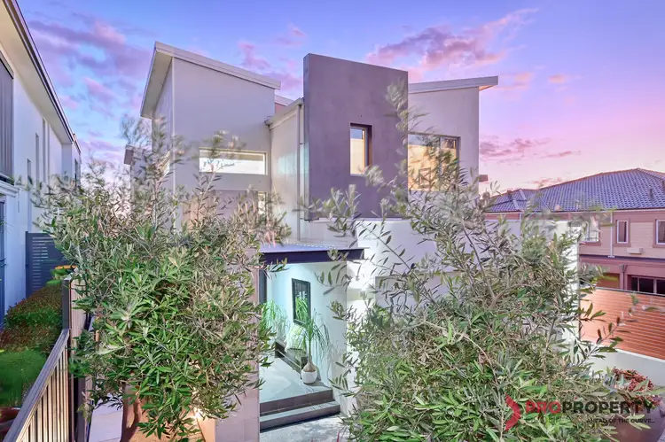 Third view of Homely house listing, 6 Joondanna Drive, Joondanna WA 6060