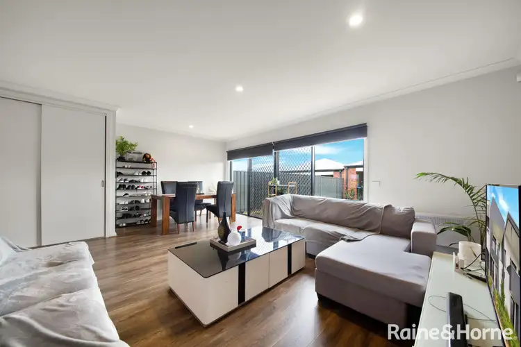 Fourth view of Homely house listing, 8 Magenta Walk, Tarneit VIC 3029
