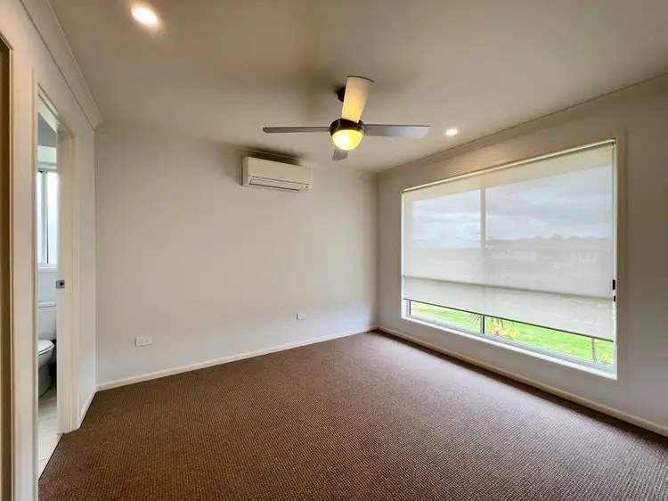 Fifth view of Homely house listing, 2 Regal Place, Jones Hill QLD 4570