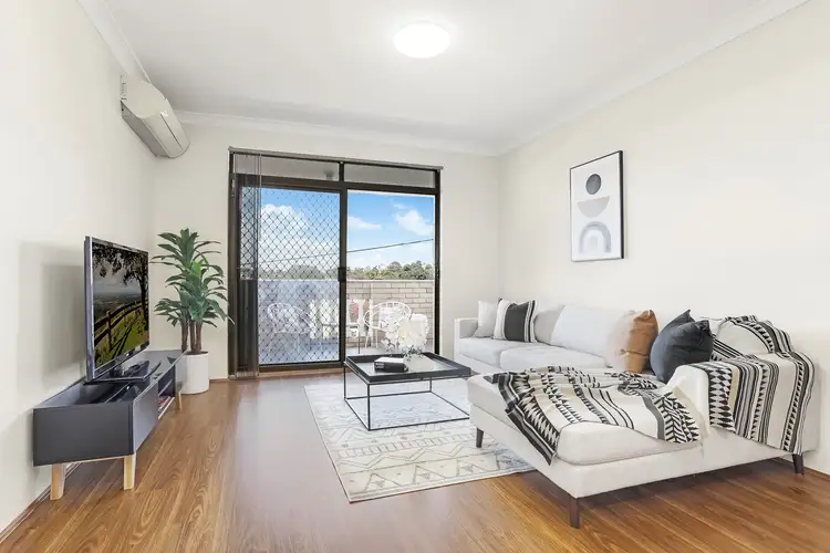 Second view of Homely unit listing, 5/76-78 Noble Street, Allawah NSW 2218