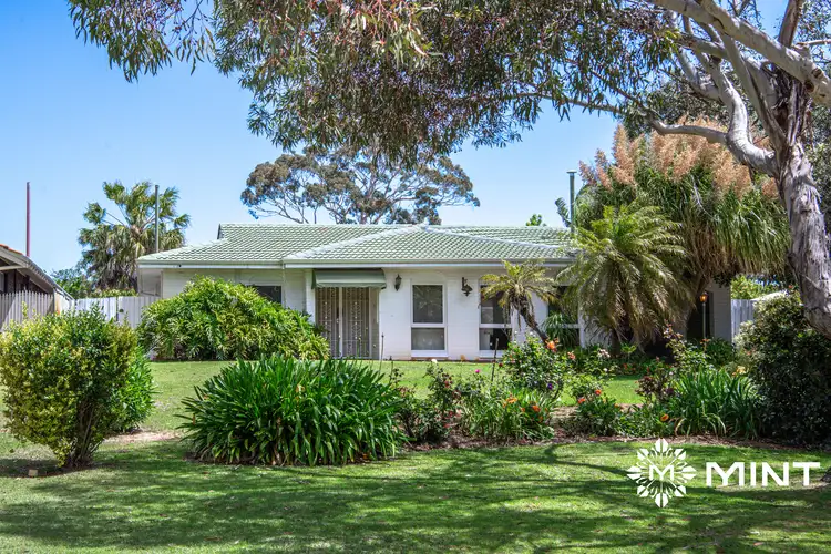 10 Farrin Street, Attadale WA 6156