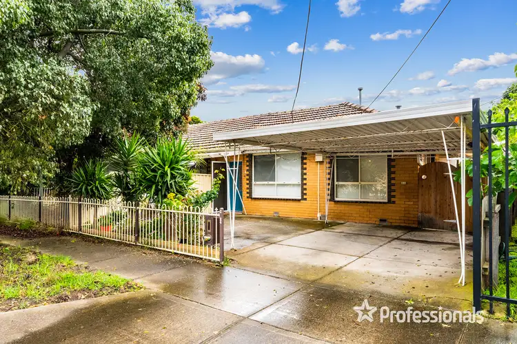 2/24 Victor Street, Sunshine North VIC 3020