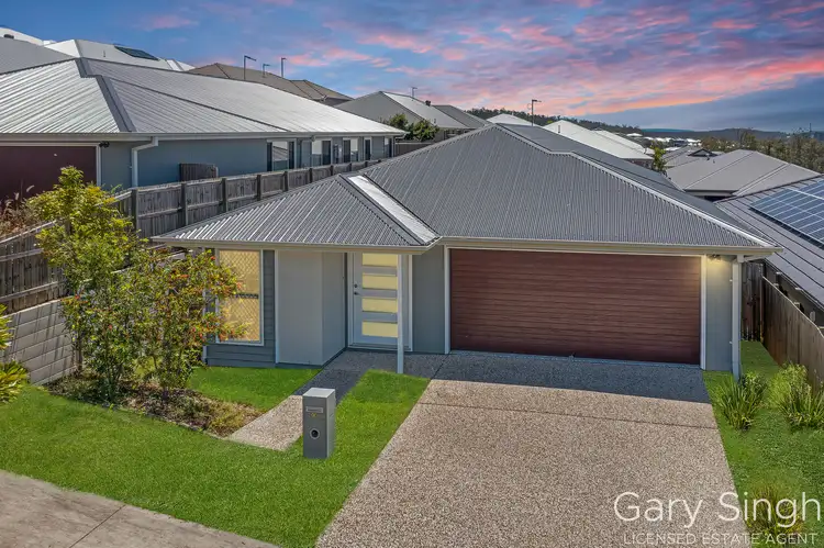 90 Applecross Circuit, Spring Mountain QLD 4300