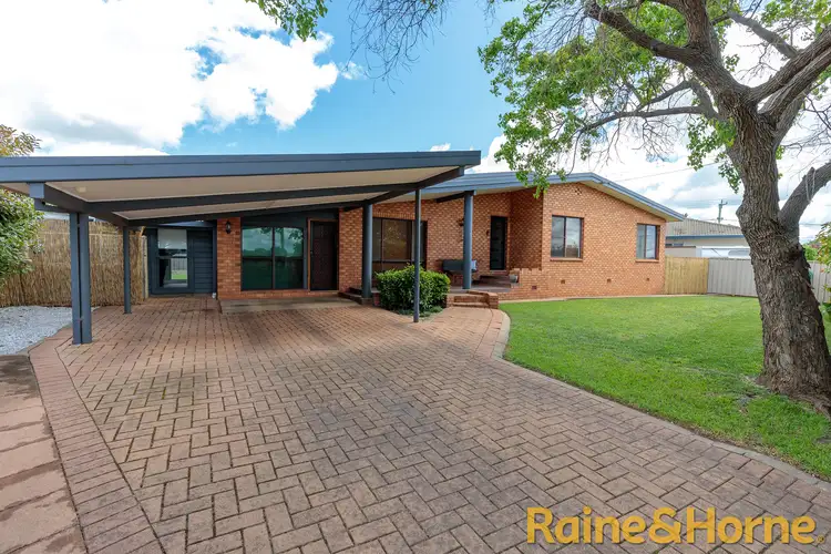 37 Margaret Crescent, Dubbo NSW 2830