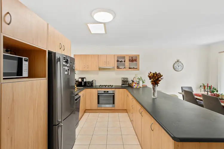 9 Figtree Crescent