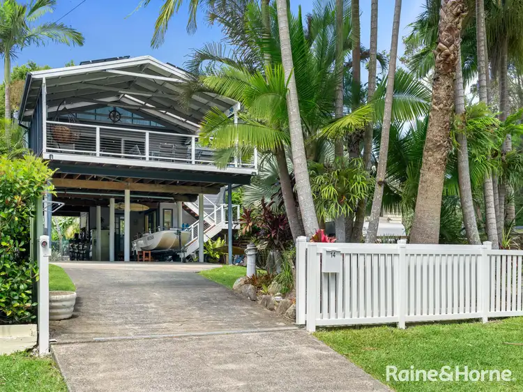 14 Hammersmith Road, Erina NSW 2250