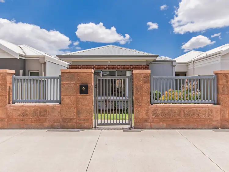 12 Cordata Avenue, Wandi WA 6167