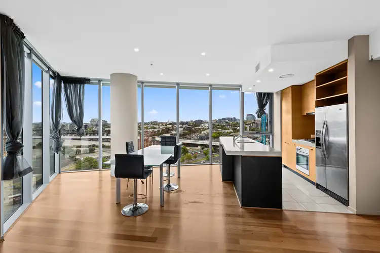 1007/2 New Quay Promenade, Docklands VIC 3008