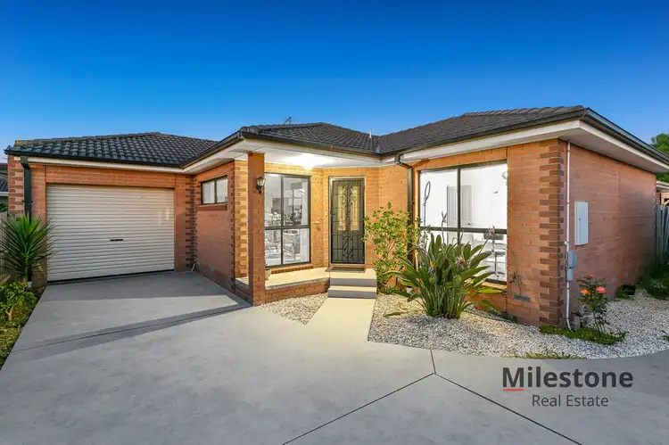 2/23 Burrows Avenue, Dandenong VIC 3175