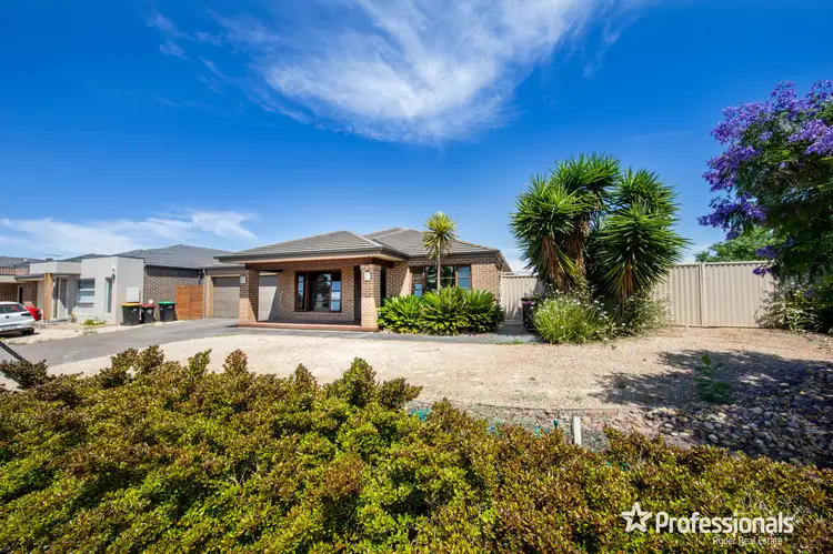 117 Westlake Drive, Melton West VIC 3337