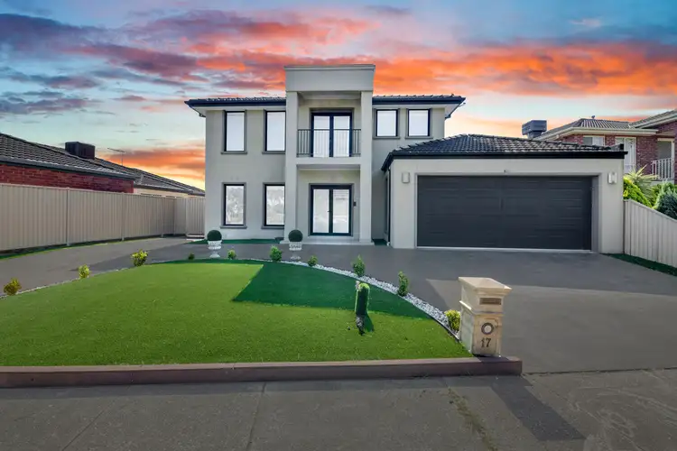 17 Santa Cruz Boulevard, Roxburgh Park VIC 3064