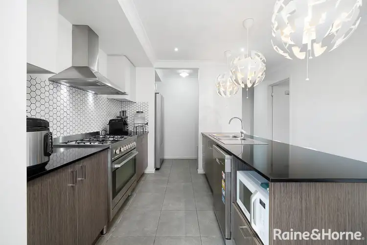 Fifth view of Homely house listing, 14 Swainson Close, Tarneit VIC 3029