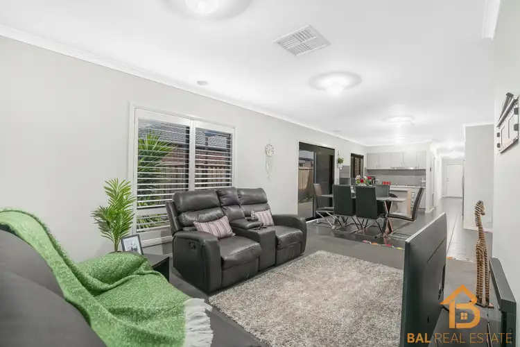 Fifth view of Homely house listing, 37 Blakewater Crescent, Weir Views VIC 3338