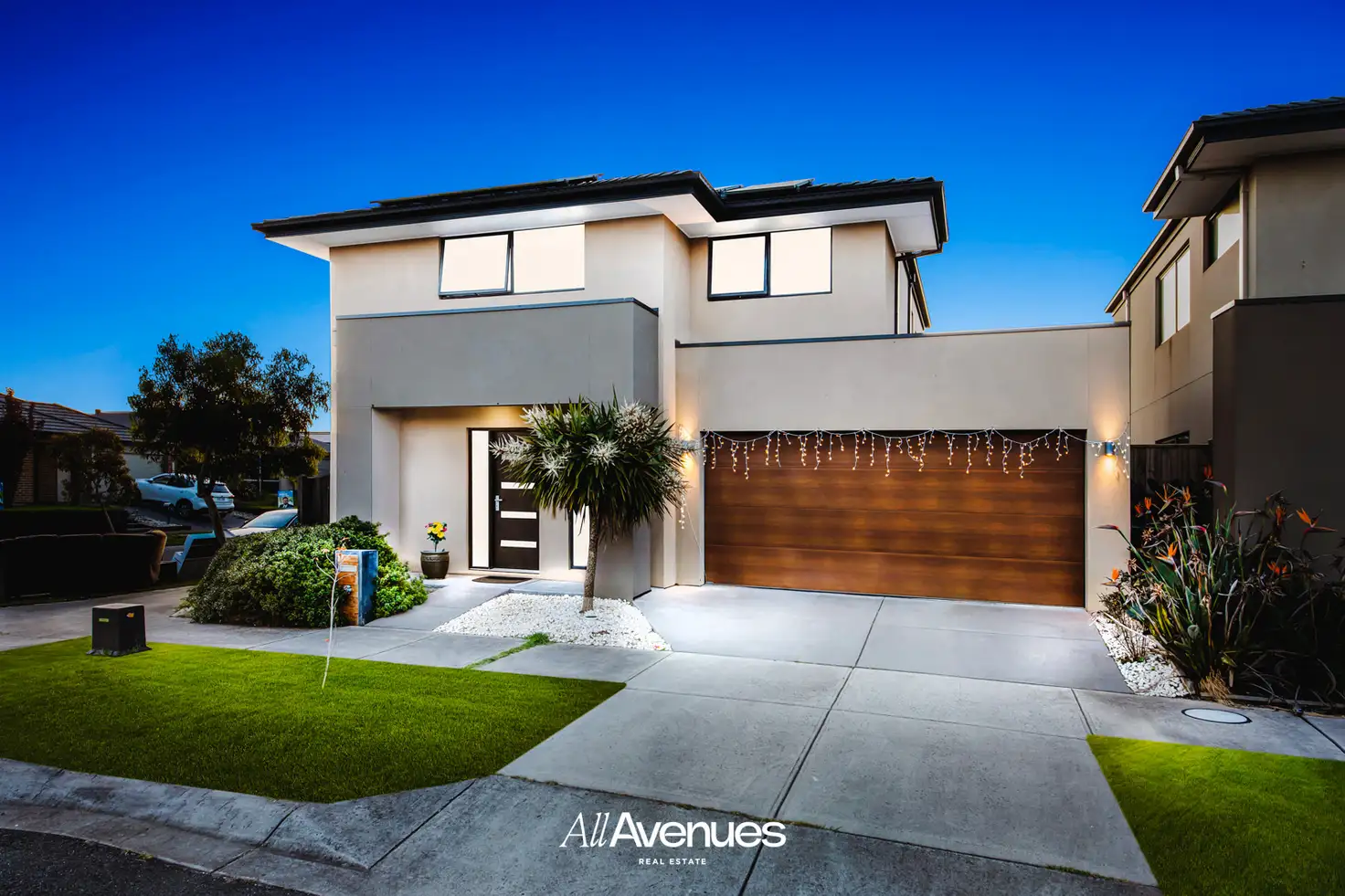 Main view of Homely house listing, 10 Dixon Grove, Cranbourne West VIC 3977