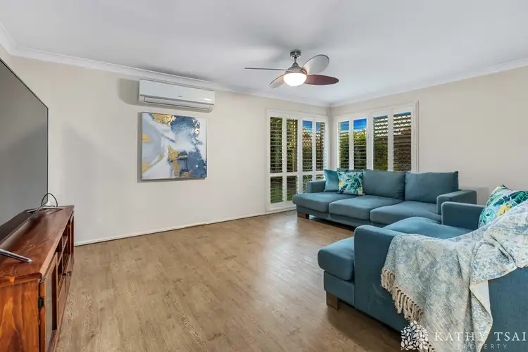 6 Robson Street, Forest Lake QLD 4078
