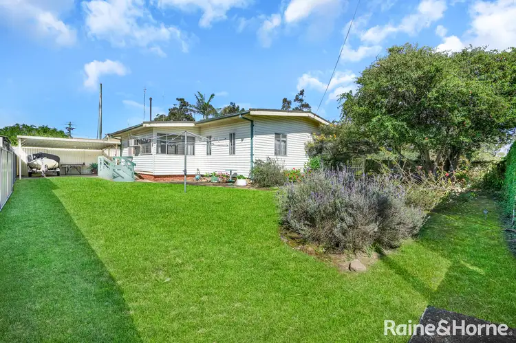 6 Third Street, Warragamba NSW 2752