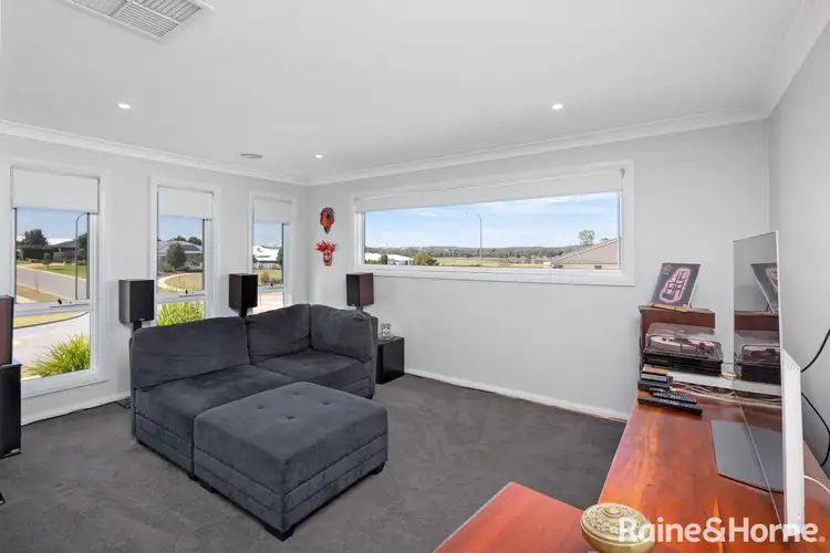 Second view of Homely house listing, 2/34 Ross Parkway, Gobbagombalin NSW 2650