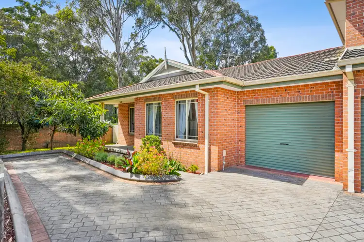 Main view of Homely villa listing, 5/33 Mallacoota Street, Wakeley NSW 2176