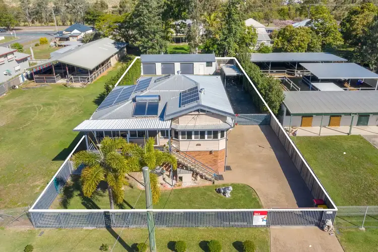 216 Peter Street, Berserker QLD 4701