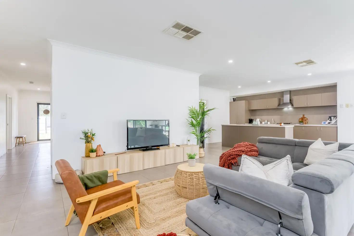 Main view of Homely house listing, 27 Barcoo Bend, Hammond Park WA 6164