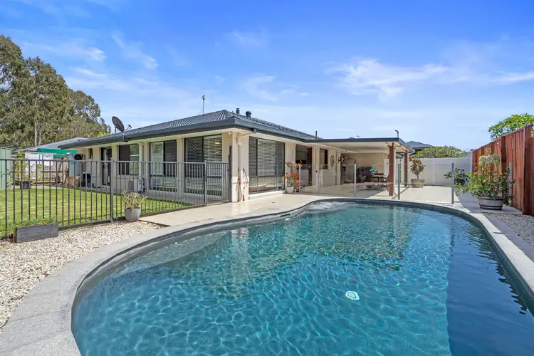 14 Moores Road, Redland Bay QLD 4165