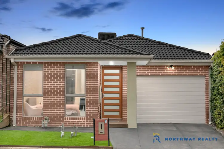 2/38 Delson Way, Mickleham VIC 3064