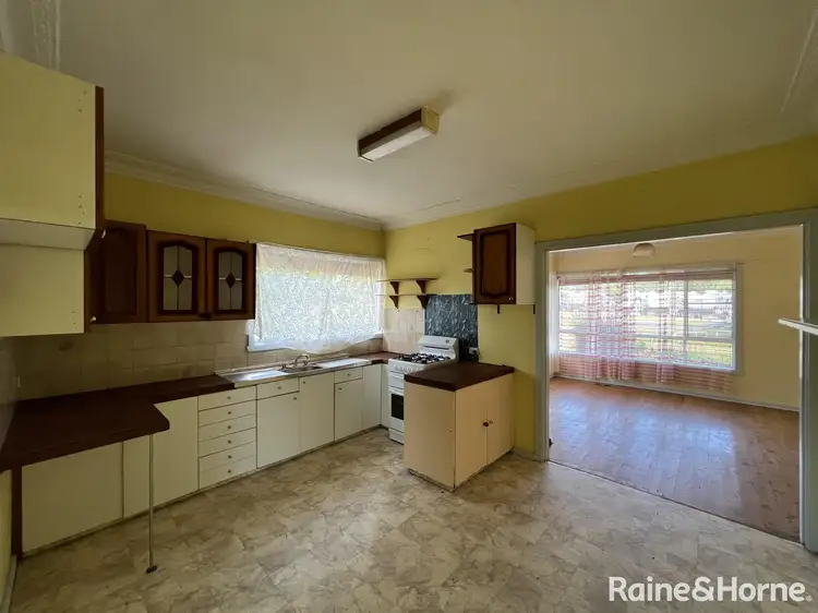 177 Bathurst Road, Orange NSW 2800