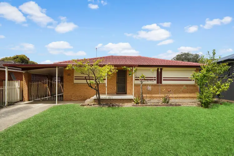 33 Shawnee Street, Greenfield Park NSW 2176