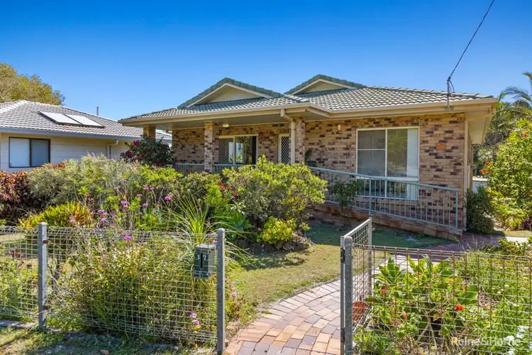 Fifth view of Homely house listing, 17 Tweed Coast Road, Hastings Point NSW 2489