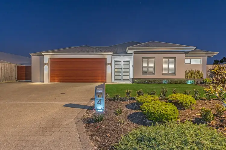 4 Carbon Street, Yanchep WA 6035