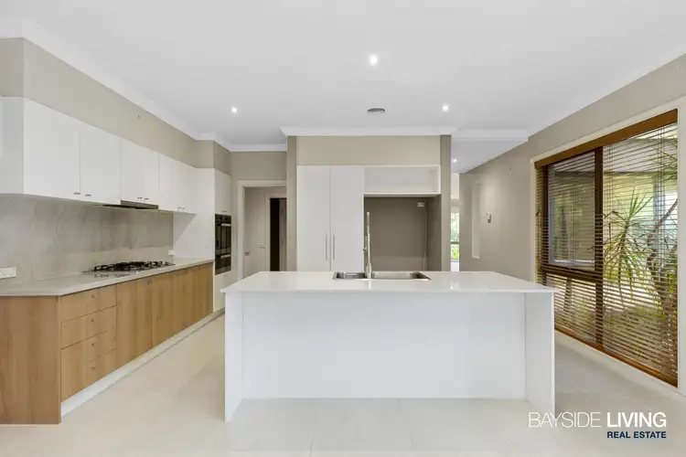 15 Carnoustie Parade, Heatherton VIC 3202
