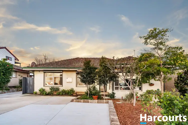 9 Hillcrest Road, Kewdale WA 6105