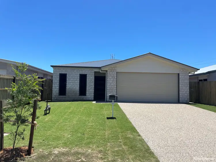 64 Shell Street, Urangan QLD 4655