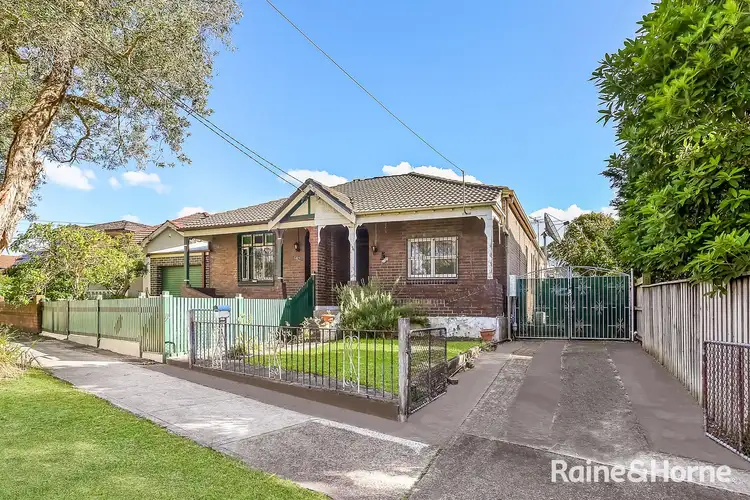 144 Riverview Road, Earlwood NSW 2206