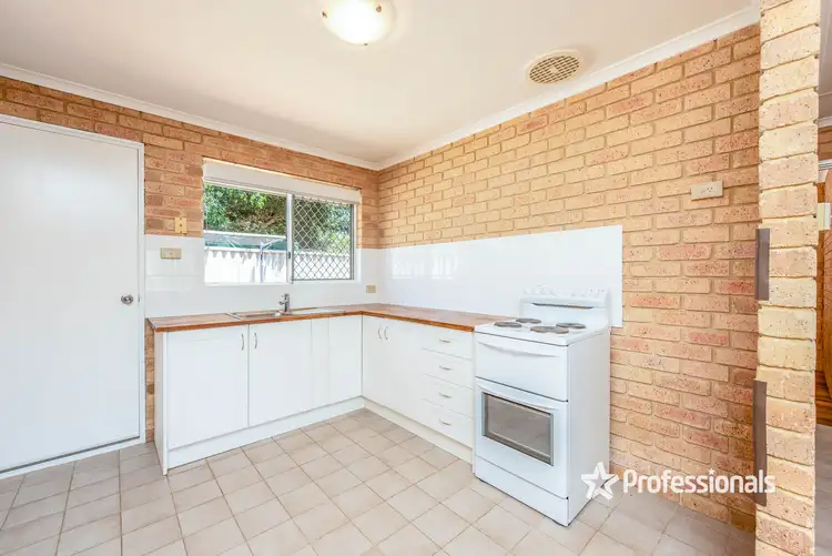 Fourth view of Homely unit listing, 4/15 Carter Street, Rangeway WA 6530