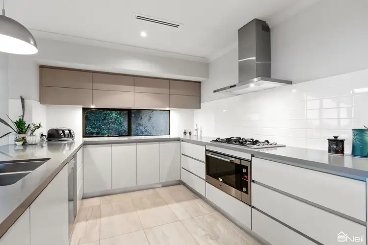 Fifth view of Homely house listing, 4 Summit View, Mount Richon WA 6112