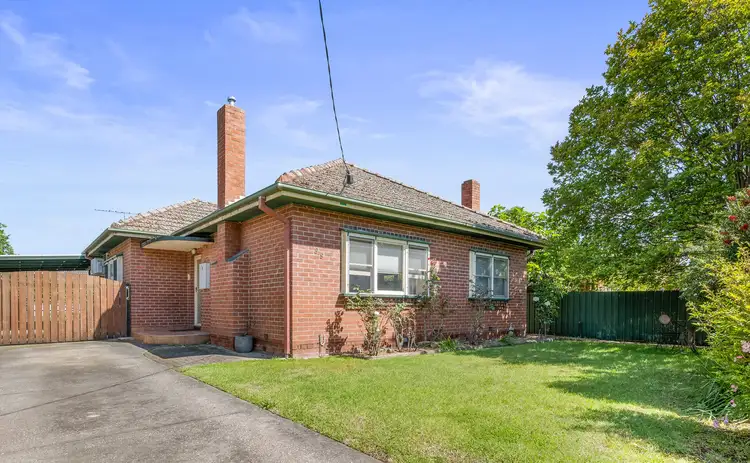 735 Vine Street, Albury NSW 2640