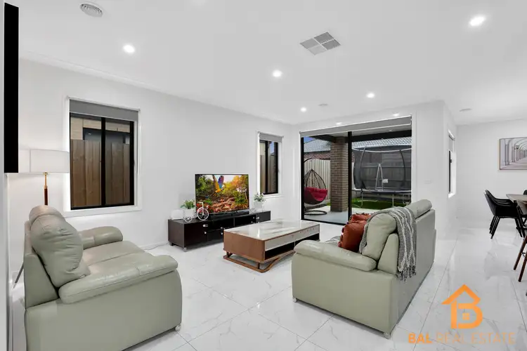 Sixth view of Homely house listing, 2 Wolin Drive, Tarneit VIC 3029