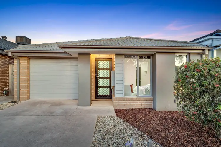 7 Solar Way, Mickleham VIC 3064