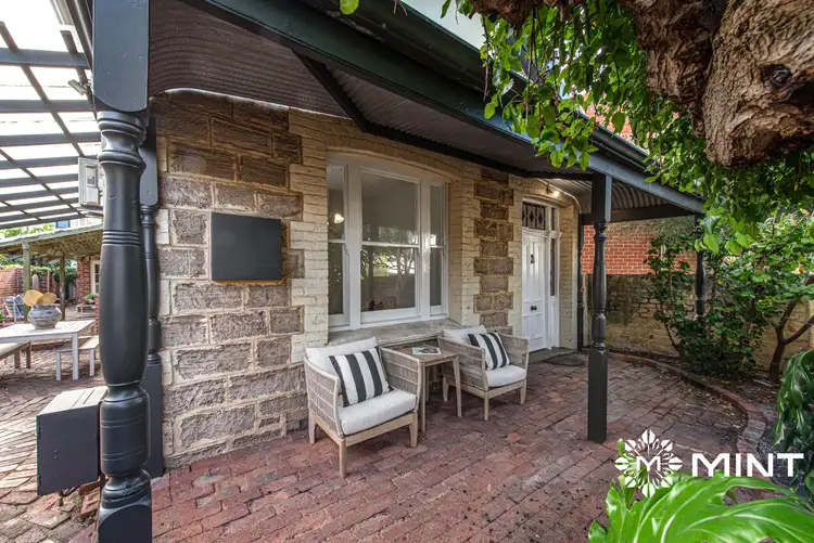 10 Burns Street, North Fremantle WA 6159