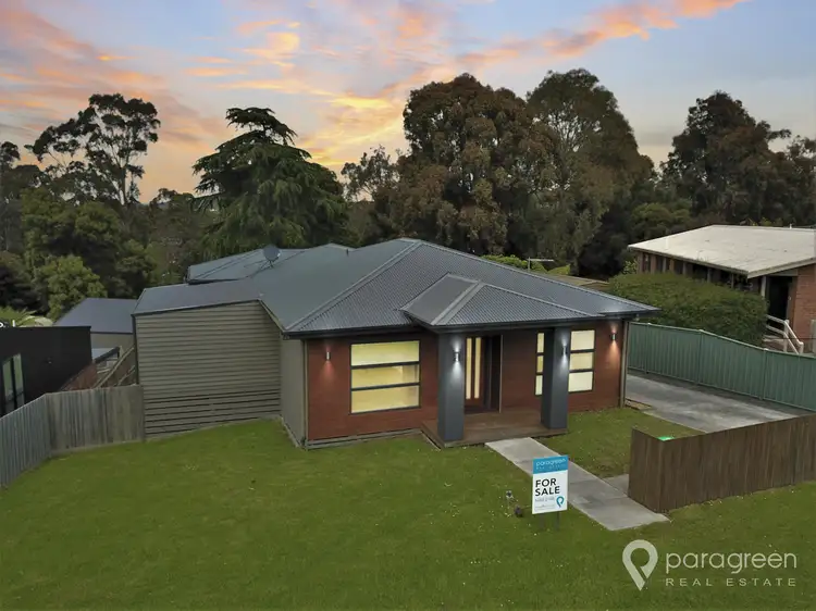 10 Hall Road, Foster VIC 3960